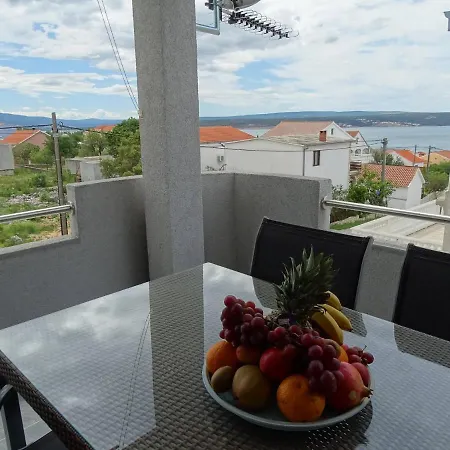 빌라 Holiday House Viktoria With Pool For 14 People *