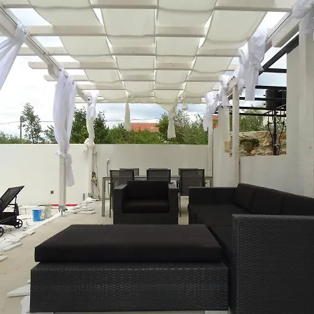 Holiday House Viktoria With Pool For 14 People * 야세니스